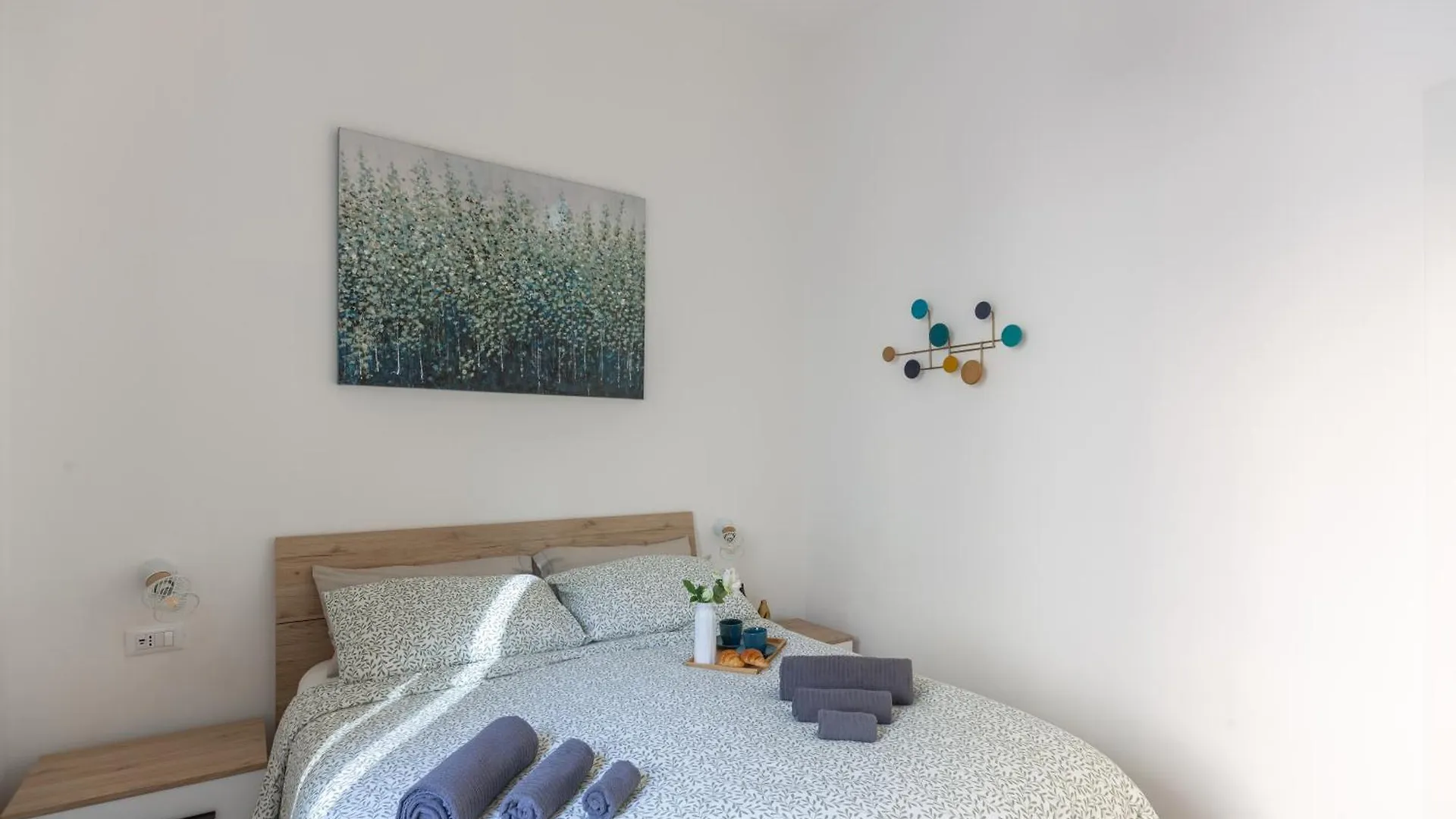 Apartment Ourjoy Condo, Free Parking, Ac, Strong Wifi - M Gioia47, Central Station, Porta Nuova, Milan Italy